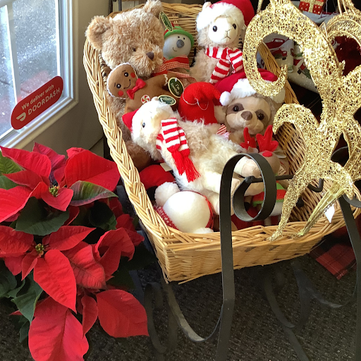 Florist «Cary Florist», reviews and photos, 100 Parkthrough St, Cary, NC 27511, USA