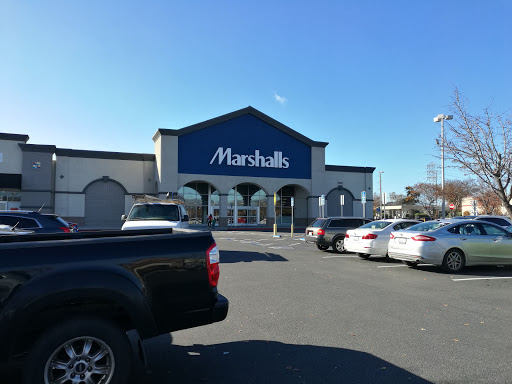 Shopping Mall «Gilroy Crossing Shopping Center», reviews and photos, 6915 Camino Arroyo, San Jose, CA 95112, USA