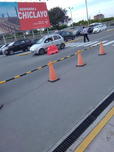 Estacionamiento Aeropuerto - Chiclayo