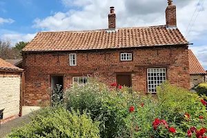 Mrs Smith's Cottage image