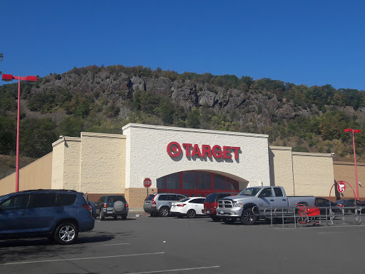 Department Store «Target», reviews and photos, 474 Chamberlain Hwy, Meriden, CT 06451, USA