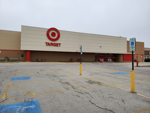 Department Store «Target», reviews and photos, 401 W Irving Park Rd, Wood Dale, IL 60191, USA