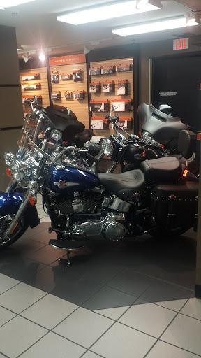 Harley-Davidson Dealer «Mancuso Harley-Davidson Central», reviews and photos, 535 N Loop W Fwy, Houston, TX 77018, USA