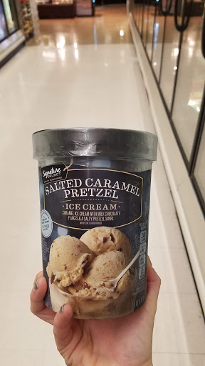 Grocery Store «Safeway», reviews and photos, 2207 Francisco Dr, El Dorado Hills, CA 95762, USA