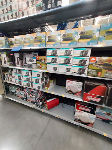 Discount Store «Walmart», reviews and photos, 7600 SW Dartmouth St, Tigard, OR 97223, USA