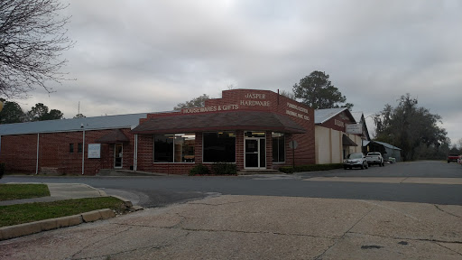 Hardware Store «Jasper True Value Hardware & Supply», reviews and photos, 202 Central Ave NW, Jasper, FL 32052, USA