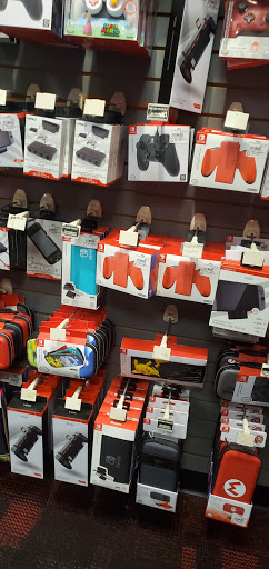 Video Game Store «GameStop», reviews and photos, 630 Old Country Rd STE 1071B, Garden City, NY 11530, USA