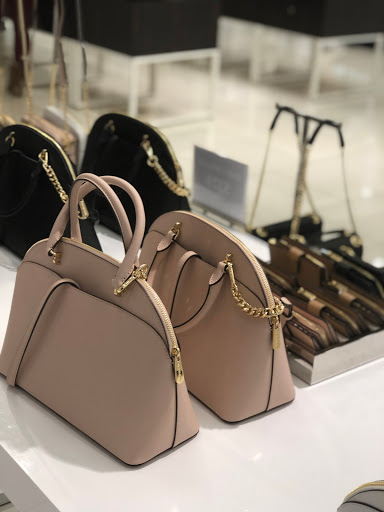 Fashion Accessories Store «Michael Kors», reviews and photos, 20-A Killingworth Turnpike #430, Clinton, CT 06413, USA