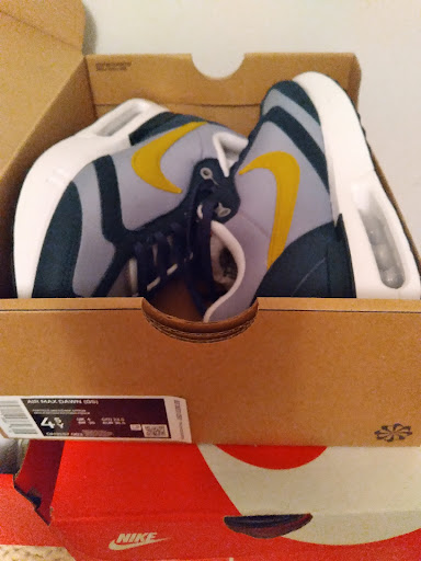 Sporting Goods Store «Nike Factory Store», reviews and photos, 4642 Factory Stores Blvd FF100, Myrtle Beach, SC 29579, USA