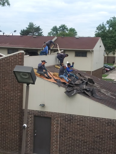 Roofing Contractor «Summit Point Roofing», reviews and photos, 6352 E Fulton St, Ada, MI 49301, USA