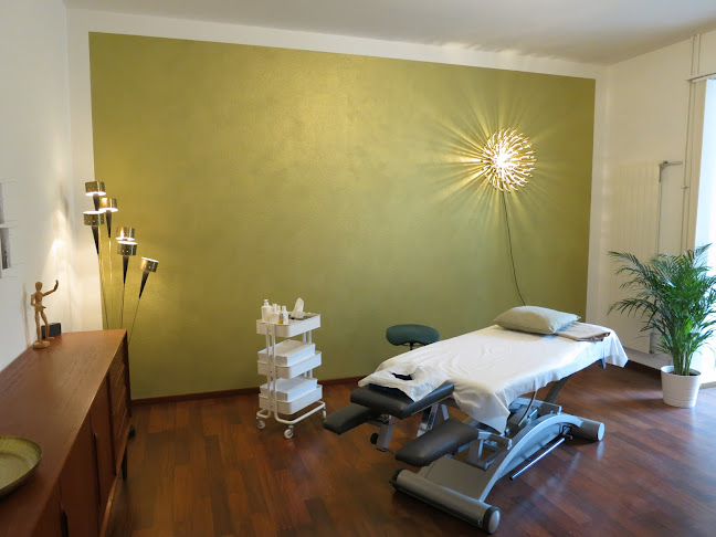 Rezensionen über Massagepraxis Viva in Zürich - Masseur