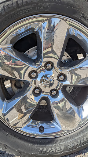 Auto Repair Shop «Coyote Tire Pros & Automotive Repair», reviews and photos, 13127 W Glendale Ave, Glendale, AZ 85307, USA