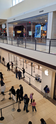 Computer Store «Apple Orland Square Mall», reviews and photos, 428 Orland Square Dr, Orland Park, IL 60462, USA