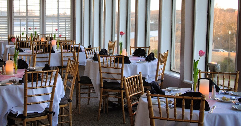 Al's Upstairs Italian Restaurant 29169