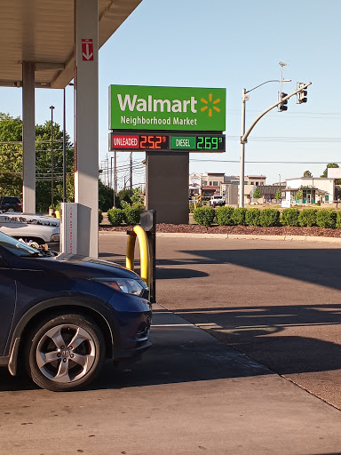Supermarket «Walmart Neighborhood Market», reviews and photos, 316 S Gloster St, Tupelo, MS 38801, USA
