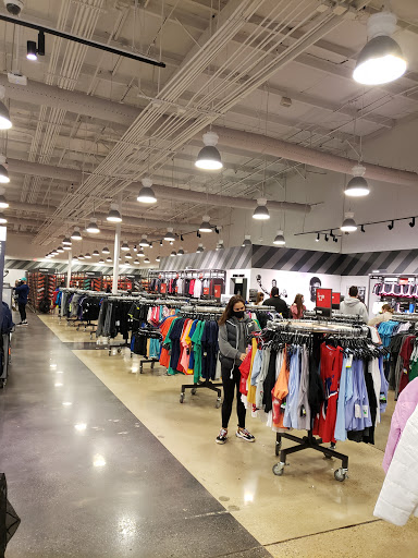 Clothing Store «Nike Factory Store», reviews and photos, 2700 Potomac Mills Cir #511, Woodbridge, VA 22192, USA