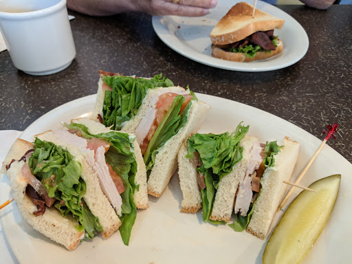 Moo Moos Burger Barn image