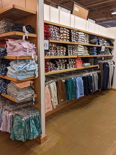Clothing Store «Gap Outlet», reviews and photos, 424 Outlet Center Dr, Queenstown, MD 21658, USA