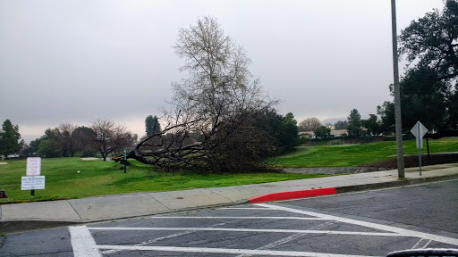 Golf Course «Friendly Valley Golf Course», reviews and photos, 19345 Avenue Of The Oaks, Newhall, CA 91321, USA