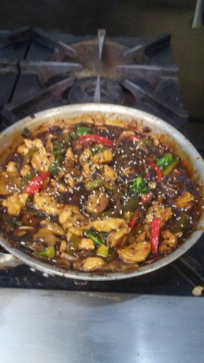 Bar & Grill «Howl at the Moon | Splitsville Luxury Lanes», reviews and photos, 145 Second St E, Cincinnati, OH 45202, USA