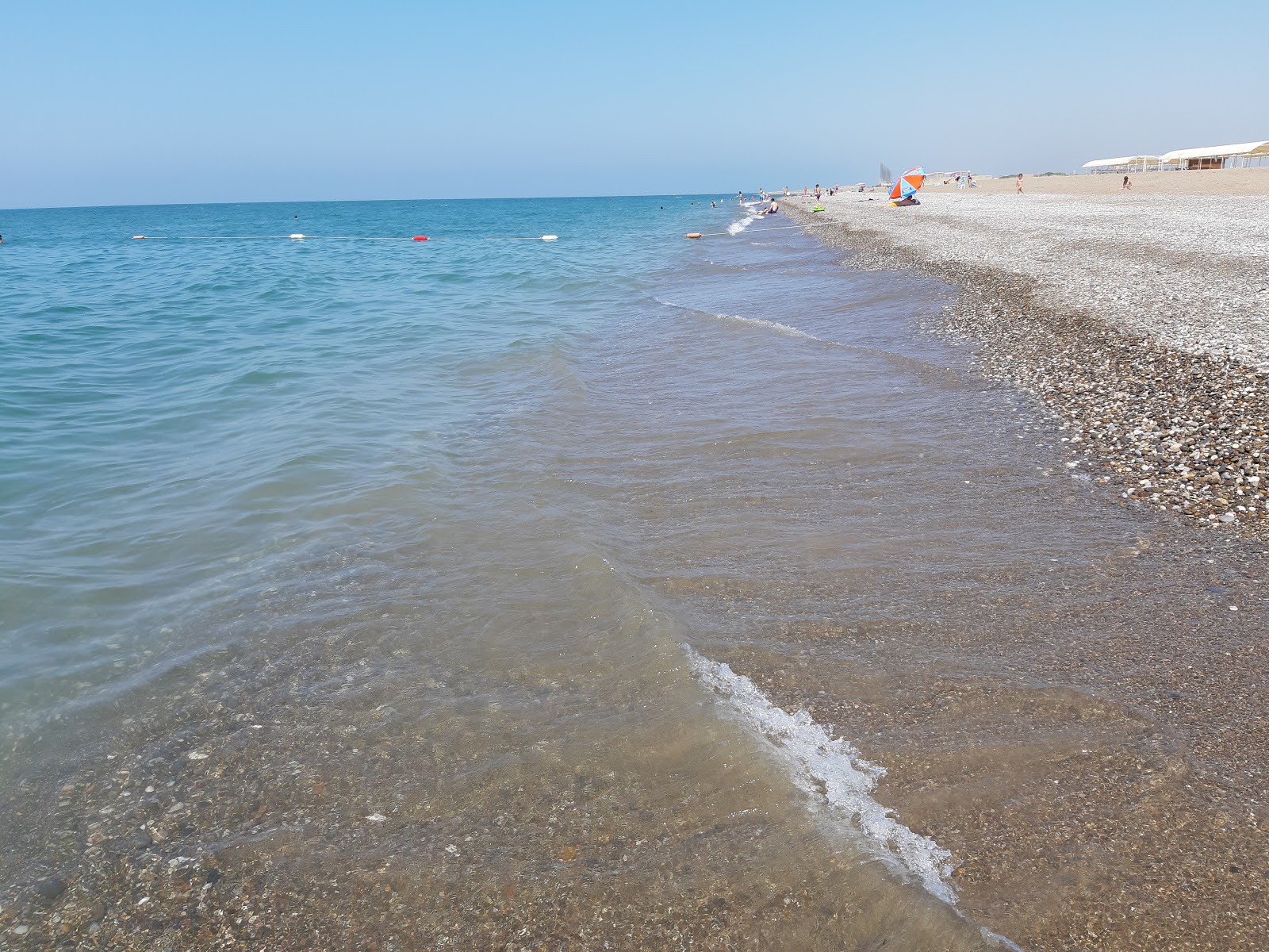 Foto di Bogazkent beach con parzialmente pulito livello di pulizia