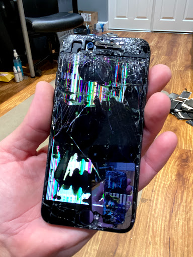 Electronics Repair Shop «Cellfone MD - cell phone repair», reviews and photos, 7637 N Milwaukee Ave, Niles, IL 60714, USA