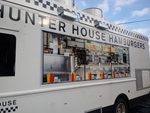 Hamburger Restaurant «Hunter House Hamburgers», reviews and photos, 35075 Woodward Ave, Birmingham, MI 48009, USA