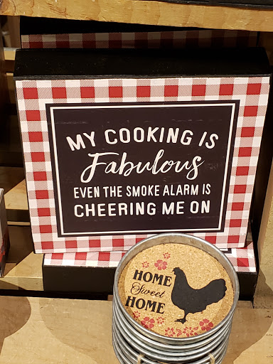 American Restaurant «Cracker Barrel Old Country Store», reviews and photos, 5580 Windward Pkwy, Alpharetta, GA 30004, USA