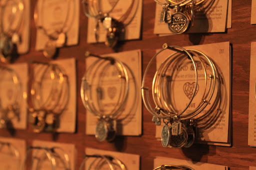 Boutique «Buckets Boutique», reviews and photos, 1001 Walnut St, Harrison City, PA 15636, USA