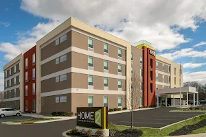 Home2 Suites by Hilton Edison image