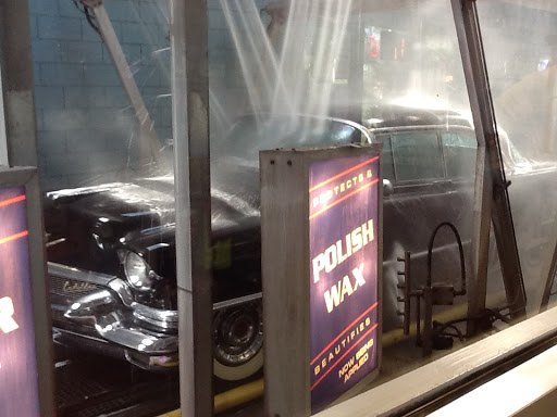 Car Wash «Expressway 55 Car Wash», reviews and photos, 800 Motor Pkwy, Brentwood, NY 11717, USA