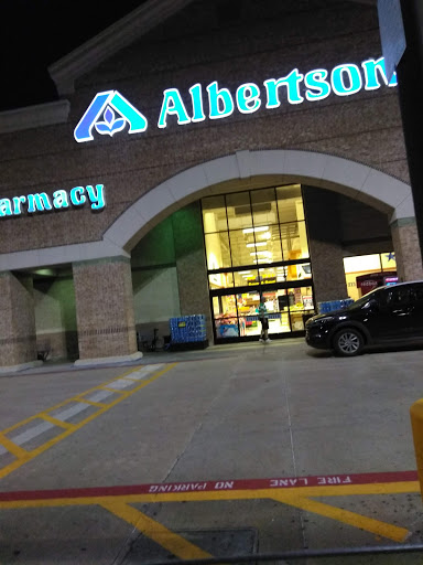 Grocery Store «Albertsons», reviews and photos, 215 N Carrier Pkwy, Grand Prairie, TX 75050, USA