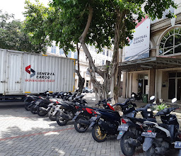 Sentral Cargo Green Lake City photo