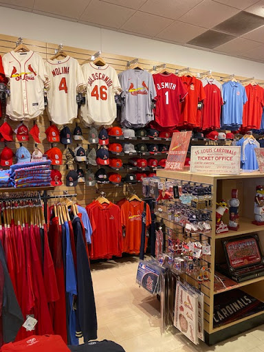 Sportswear Store «Rally House Chesterfield», reviews and photos, 82 THF Blvd, Chesterfield, MO 63005, USA