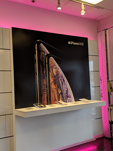 Cell Phone Store «T-Mobile», reviews and photos, 11700 Mukilteo Speedway B200, Mukilteo, WA 98275, USA