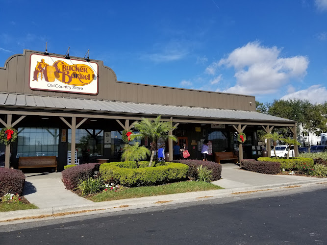 Harry's Seafood Bar & Grille REVIEWS - Harry's Seafood Bar & Grille at 101 N Kentucky Ave, Lakeland, FL 33801