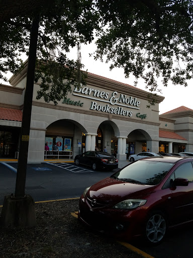 Book Store «Barnes & Noble», reviews and photos, 11802 Dale Mabry Hwy, Tampa, FL 33618, USA