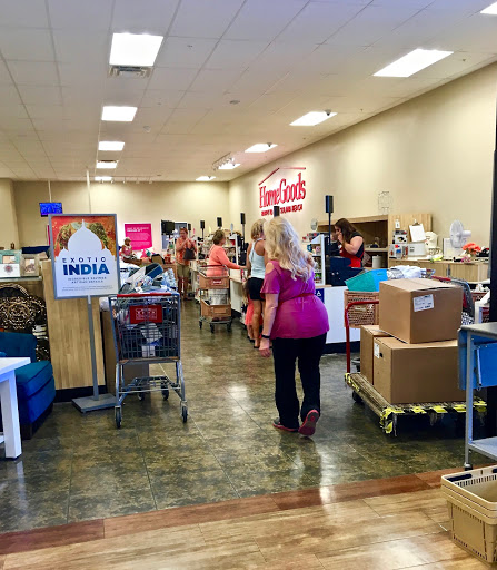 Department Store «HomeGoods», reviews and photos, 961 Lomas Santa Fe Dr, Solana Beach, CA 92075, USA