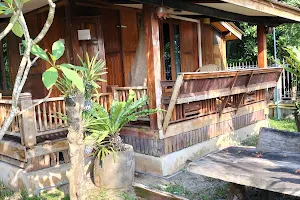 Bannaituek Hotel & Restaurant image