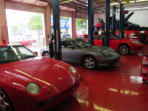 Auto Repair Shop «Davie Motors European Auto Specialist», reviews and photos, 4320 Davie Rd, Davie, FL 33314, USA
