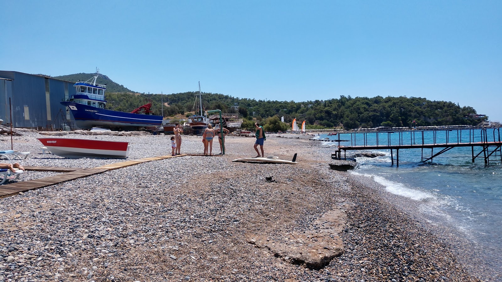 YaliCiftlik beach IV'in fotoğrafı ve yerleşim