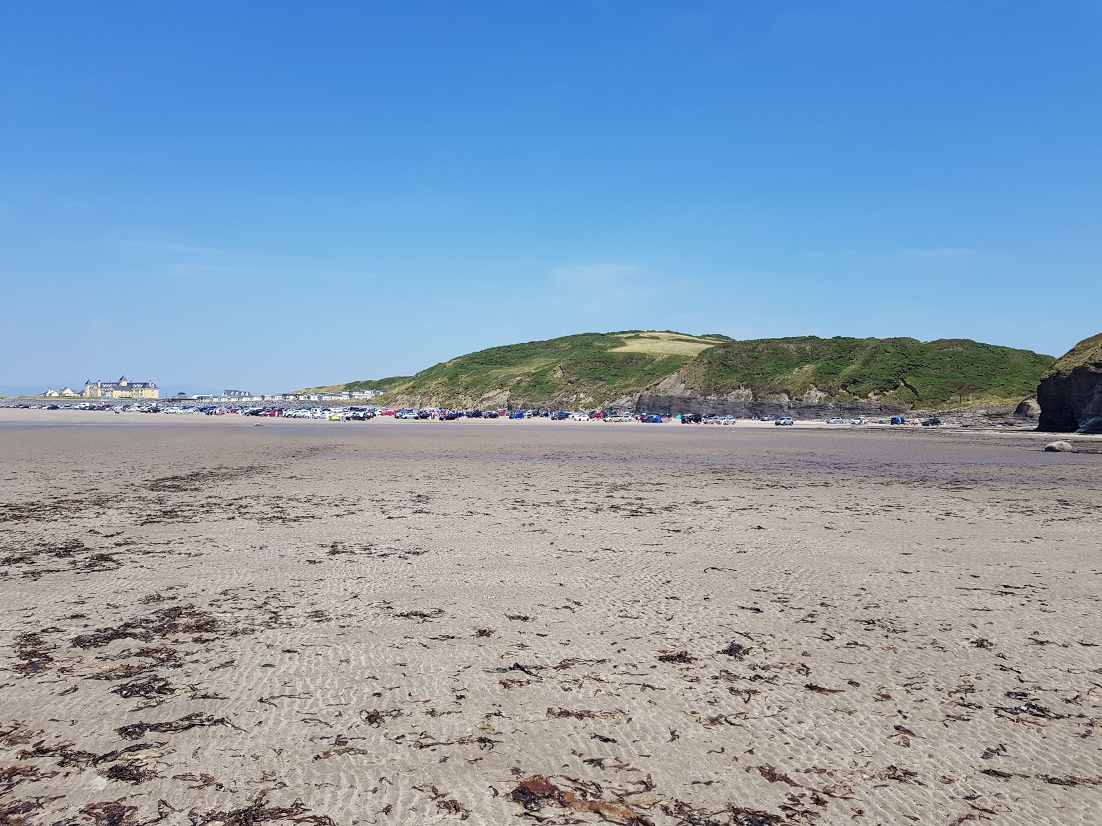 Photo of Rossnowgh Beach and the settlement