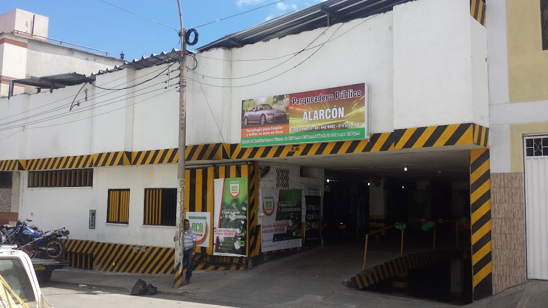 Parqueadero Alarcón