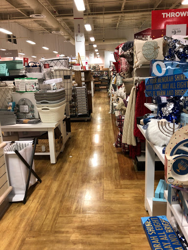 Department Store «HomeGoods», reviews and photos, 2201 Nostrand Ave, Brooklyn, NY 11210, USA