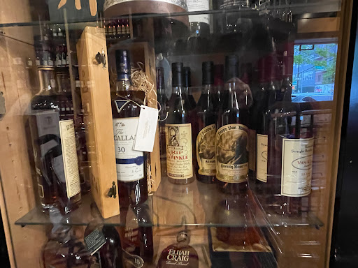 Wine Store «The Wine Cave - Kosher Wine & Spirits», reviews and photos, 888 Bedford Ave, Brooklyn, NY 11205, USA