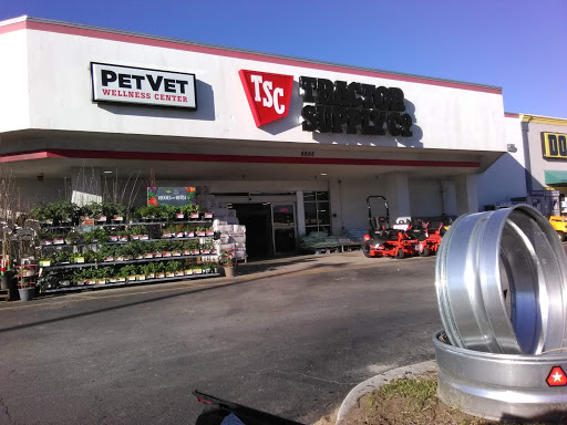 Home Improvement Store «Tractor Supply Co.», reviews and photos, 4888 Okeechobee Rd, Fort Pierce, FL 34947, USA