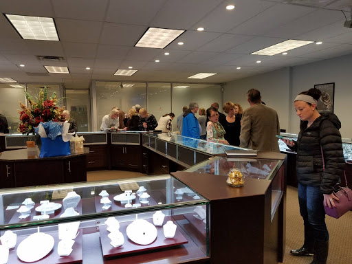 Jewelry Store «Jewelry, Gems & Design Co.», reviews and photos, 9542 W 147th St, Orland Park, IL 60462, USA