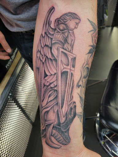 Explore mary poppins tattoo ideas, creative tattoo ideas in Chicago, available at THE TAT CAVE