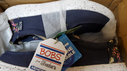 Shoe Store «Rack Room Shoes», reviews and photos, 220 S Stratford Rd, Winston-Salem, NC 27103, USA