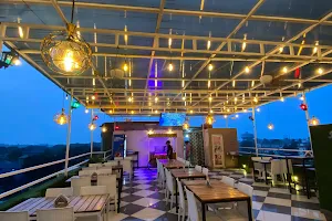 ZAFFRAN (THE ROOFTOP) image